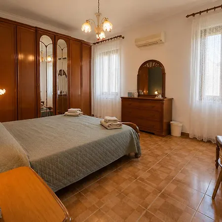 Konukevi Ca'mia -
